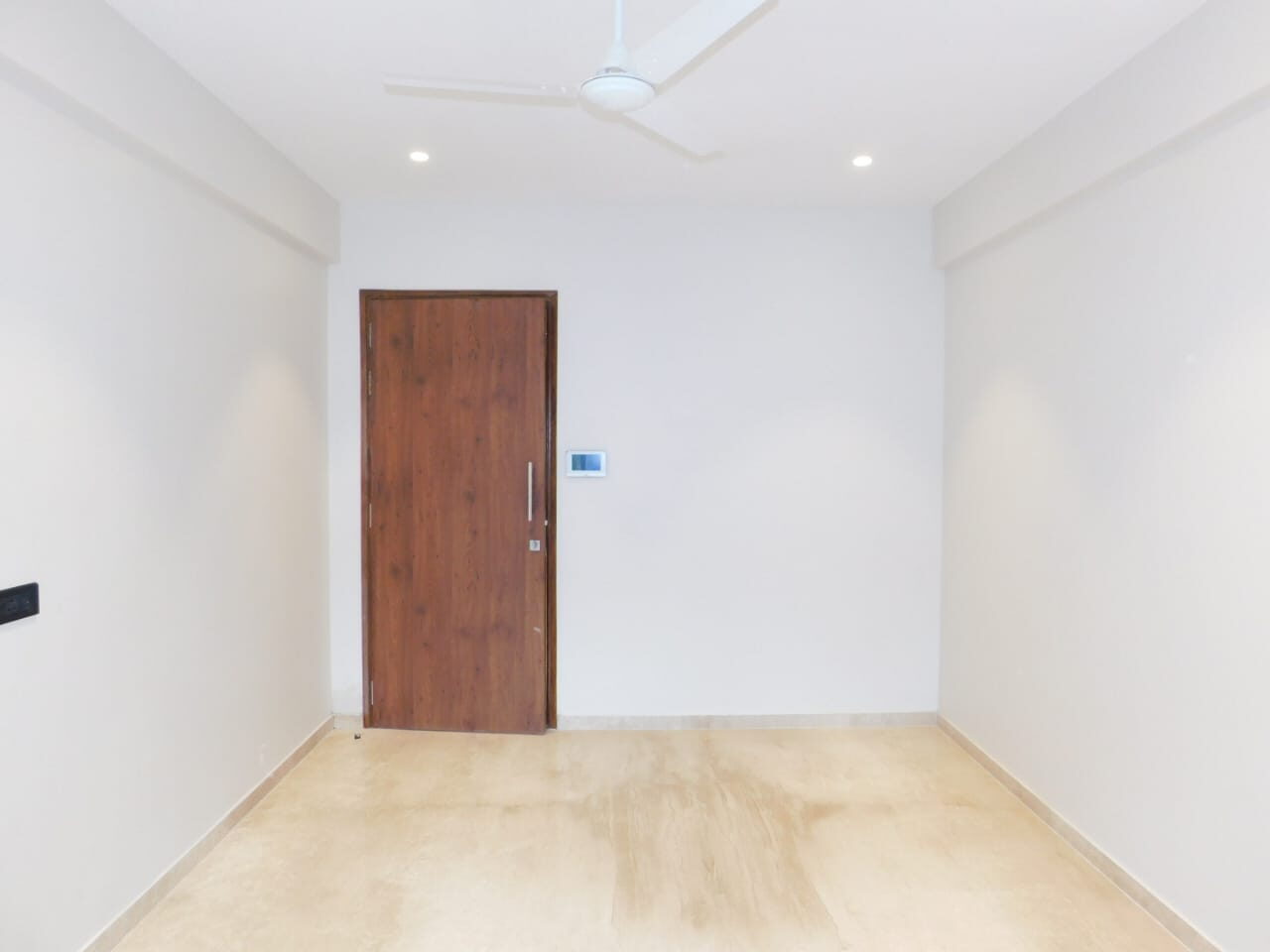 IMG-20260204-WA0008 2 Beds and 2 Baths for Rent in Mumbai.