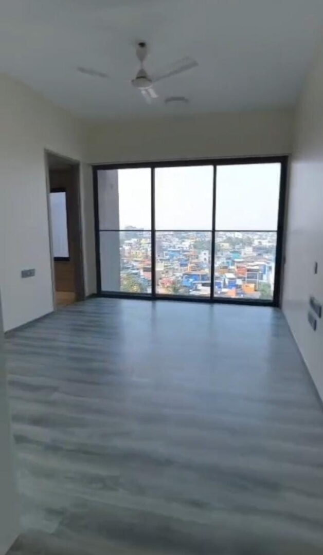 4 Beds and 4 Baths For Sale in Mumbai.