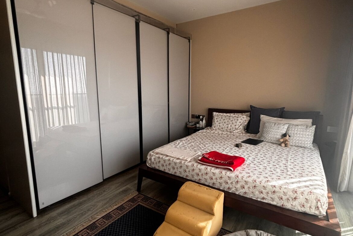 3 Beds and 3 Baths available For Rent in Mumbai.