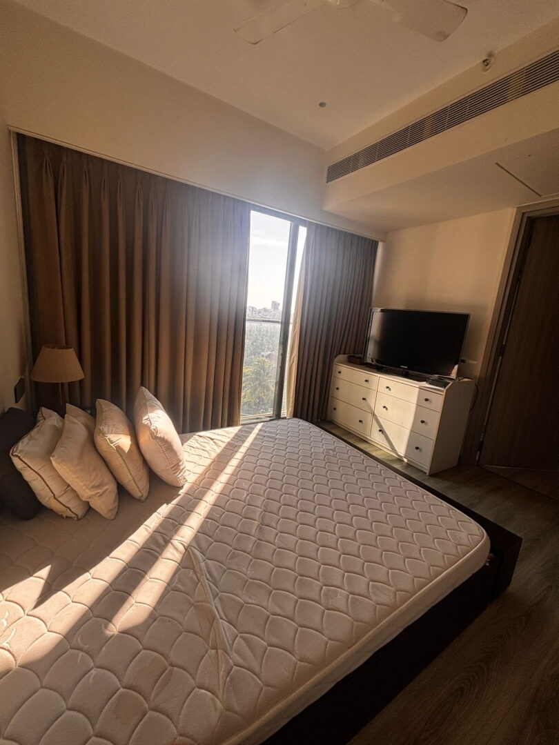 3 Beds and 3 Baths available For Rent in Mumbai.