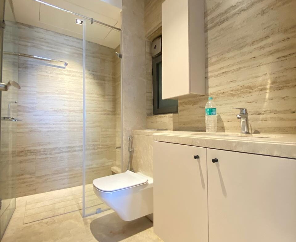 3 Beds and 3 Baths For Rent in Mumbai.