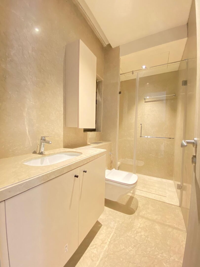 3 Beds and 3 Baths For Rent in Mumbai.
