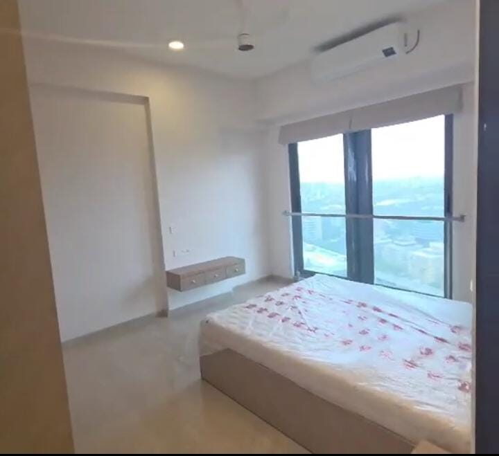 3 Beds and 3 Baths available for Rent in Mumbai.