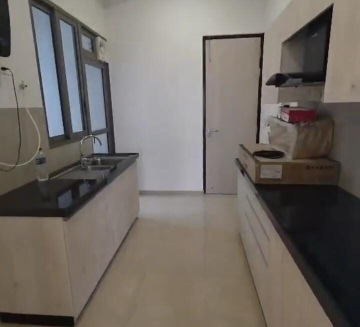 3 Beds and 3 Baths available for Rent in Mumbai.