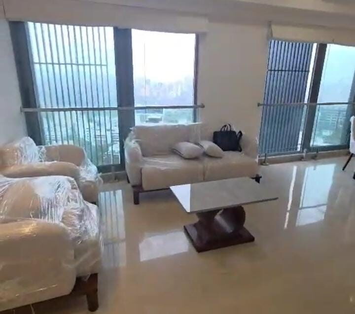 3 Beds and 3 Baths available for Rent in Mumbai.