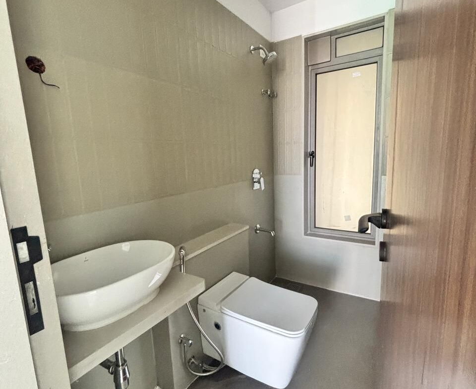 2 Beds and 2 Baths For Rent in Mumbai.