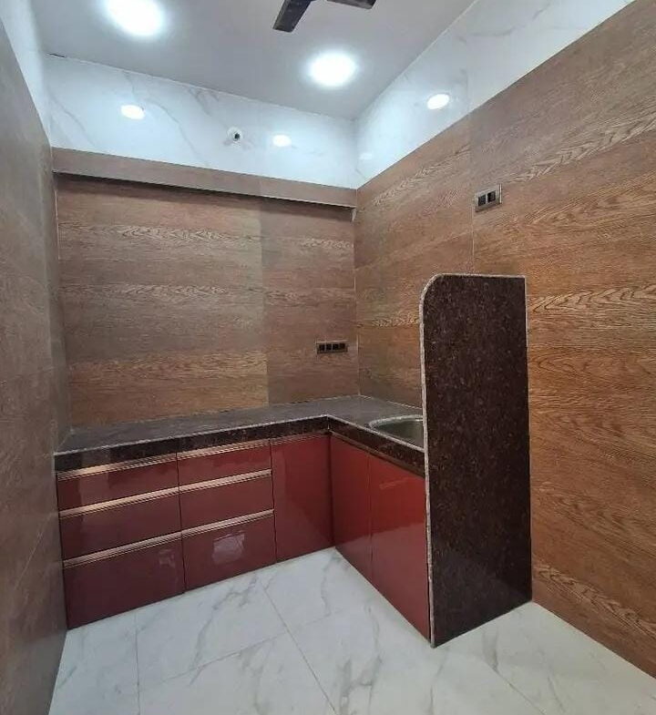 1 Bed and 1 Bath for Sale in Mumbai.