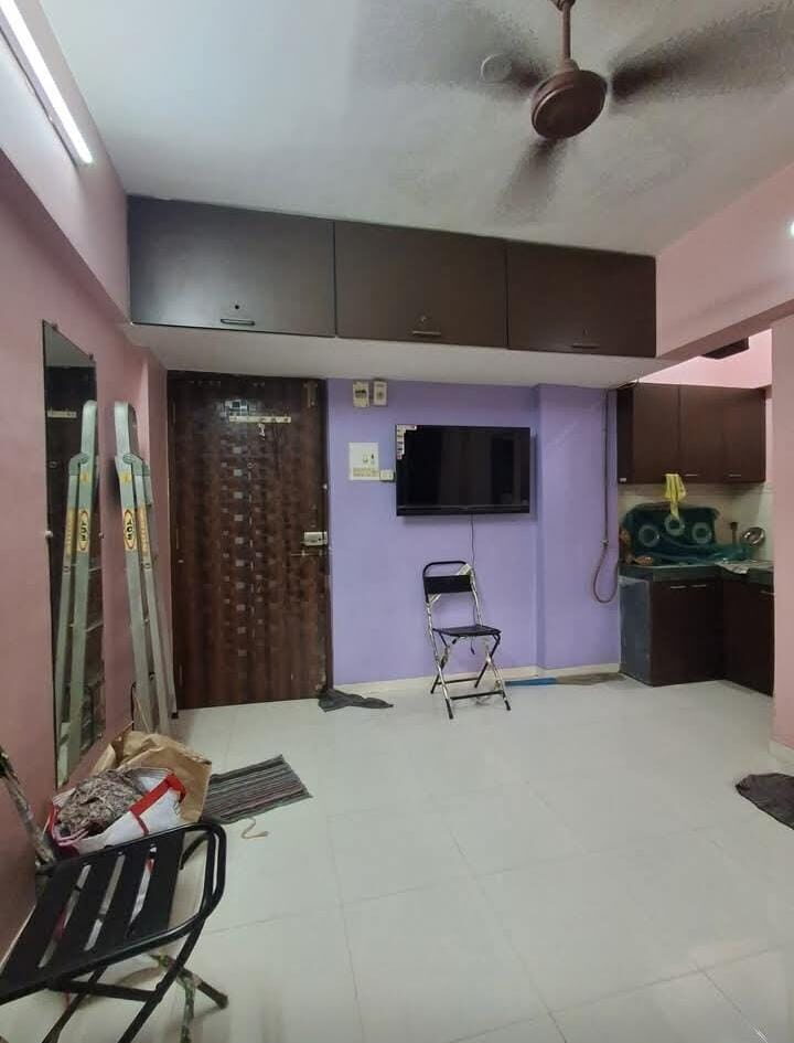 1 Room kitchen for Sale in Mumbai.
