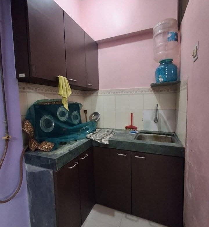 1 Room kitchen for Sale in Mumbai.