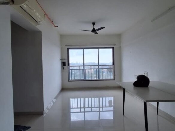 1 Bed and 1 Bath For Rent in Mumbai.
