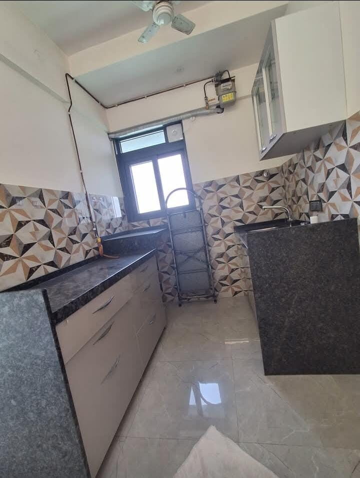 1 Bed and 1 Bath for Rent in Mumbai.