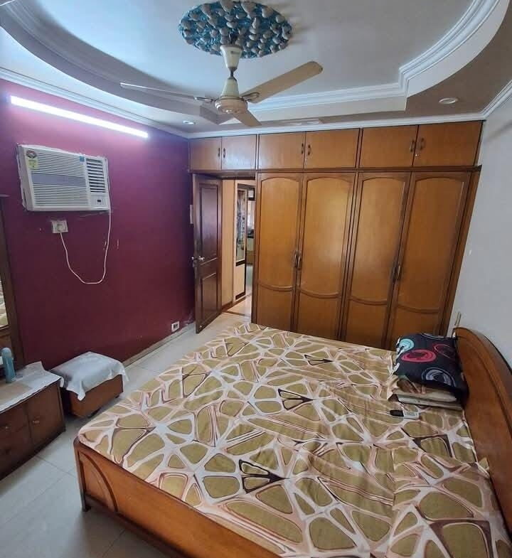 1 Bed and 1 Bath for Rent in Mumbai.