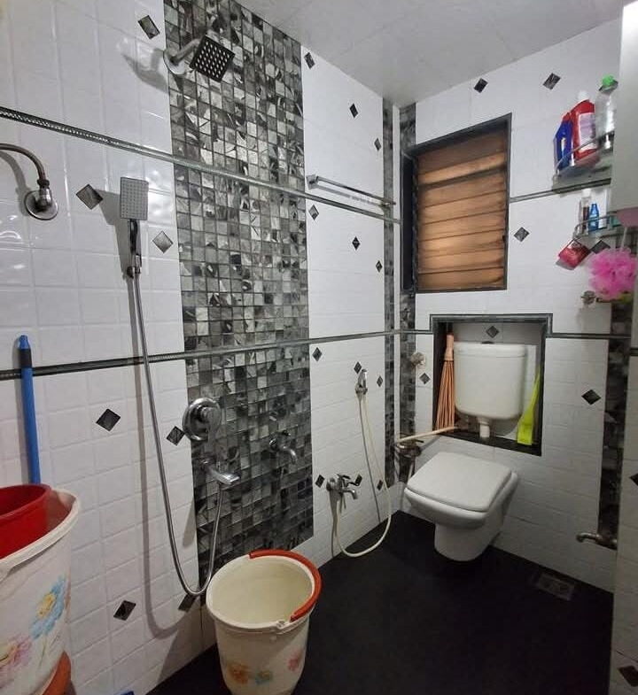1 Bed and 1 Bath for Rent in Mumbai.