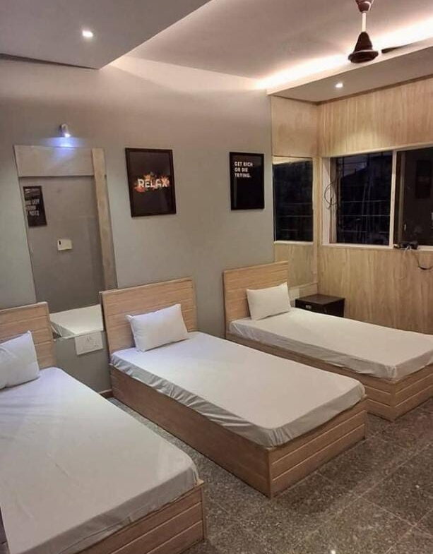 2 Beds And 2 Baths are available for Rent in Mumbai.