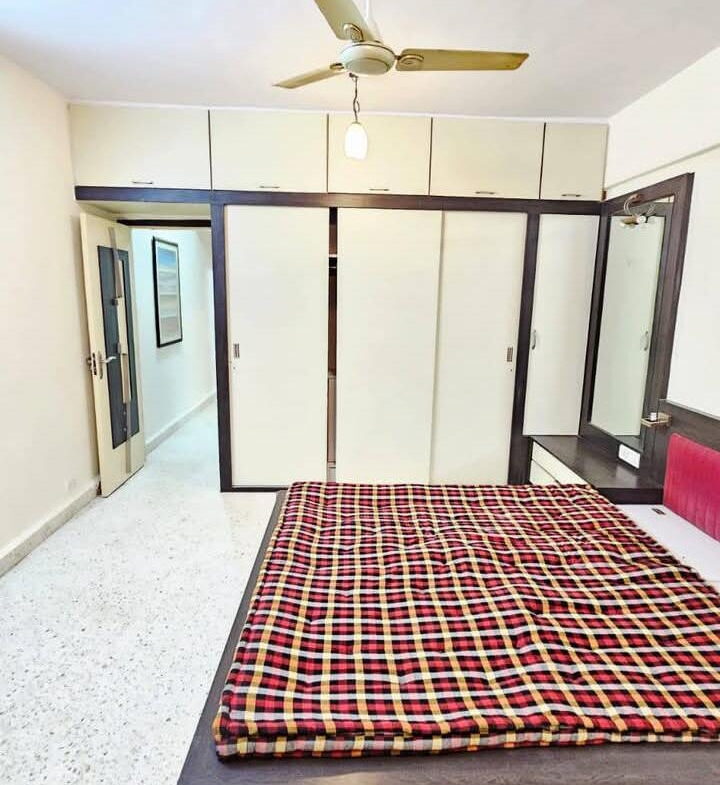 3 Beds and 3 Baths For Rent in Mumbai.