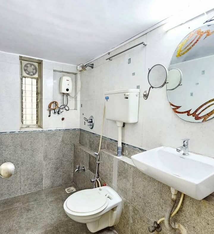 3 Beds and 3 Baths For Rent in Mumbai.