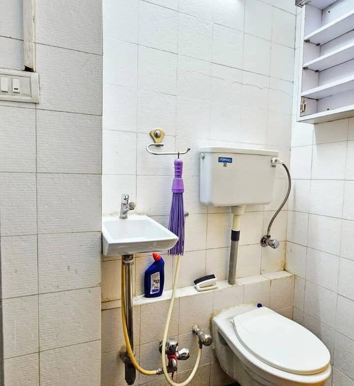 3 Beds and 3 Baths For Rent in Mumbai.