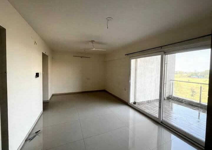 3 Beds and 3 Baths For Rent in Pune.