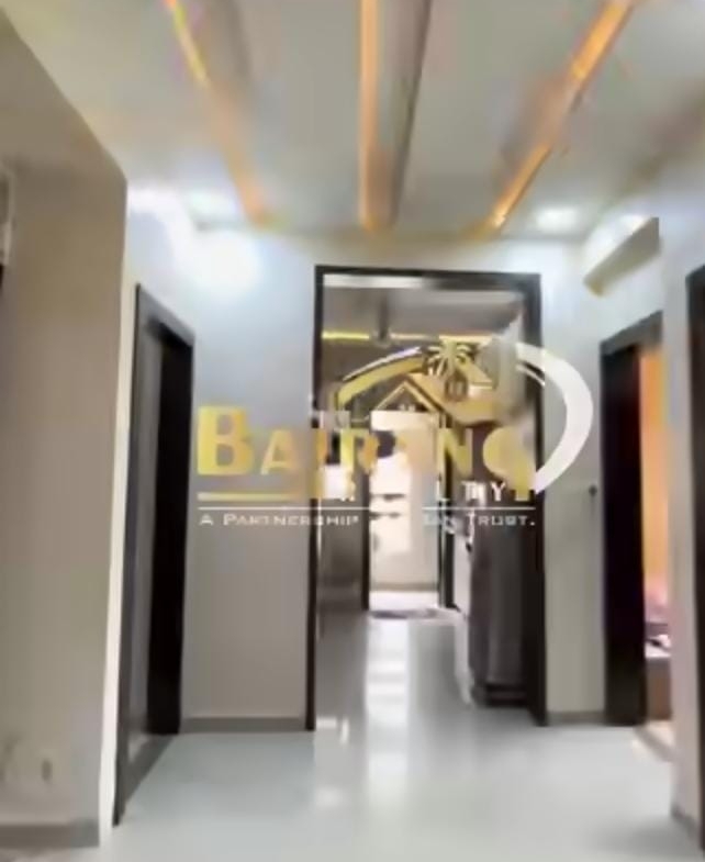 3 Beds and 3 Baths For Sale in Ahmedabad