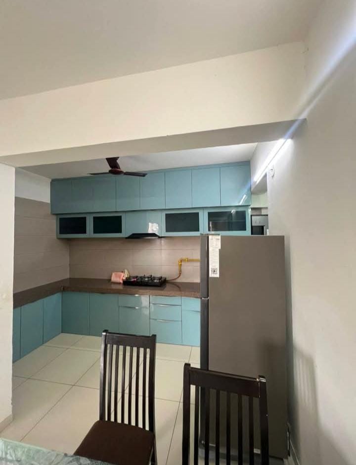 3 Beds and 3 Baths For Rent in Ahmedabad.