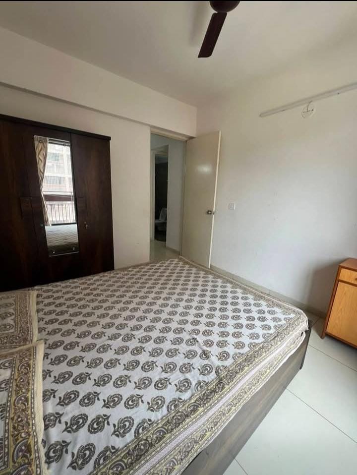 3 Beds and 3 Baths For Rent in Ahmedabad.