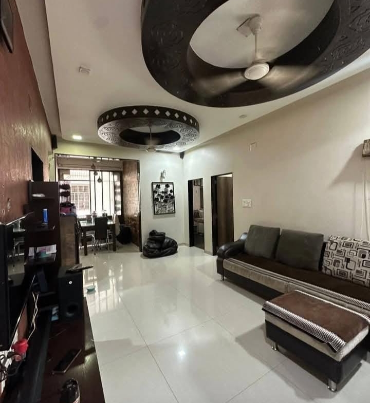 3 Beds and 3 Baths For Rent in Ahmedabad.