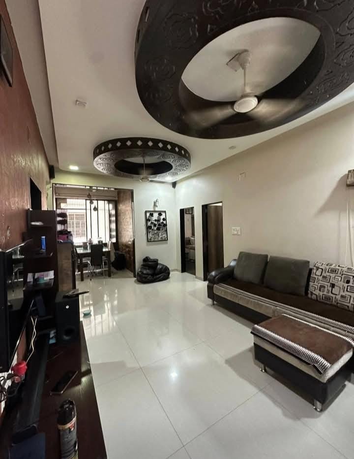 3 Beds and 3 Baths For Rent in Ahmedabad.