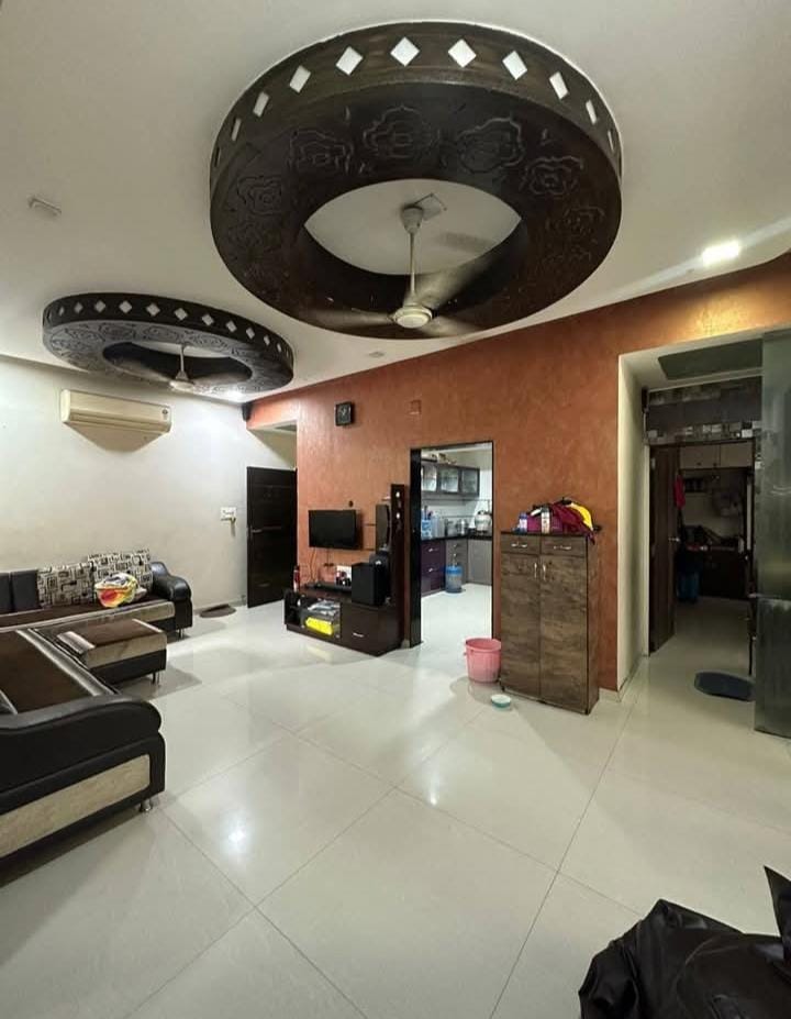 3 Beds and 3 Baths For Rent in Ahmedabad.