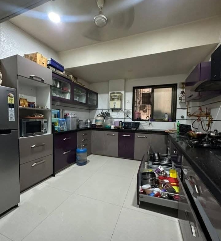 3 Beds and 3 Baths For Rent in Ahmedabad.