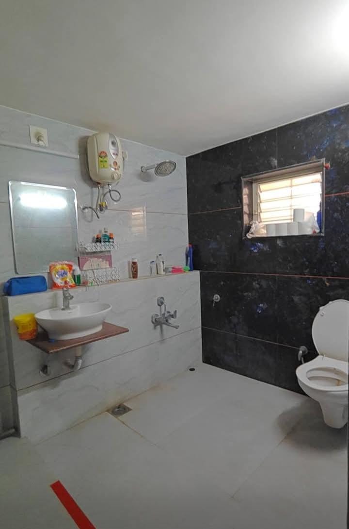 2 Beds and 2 Baths For Rent in Ahmedabad.
