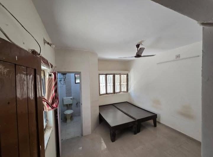 3 Beds and 3 Baths For Rent in Ahmedabad.