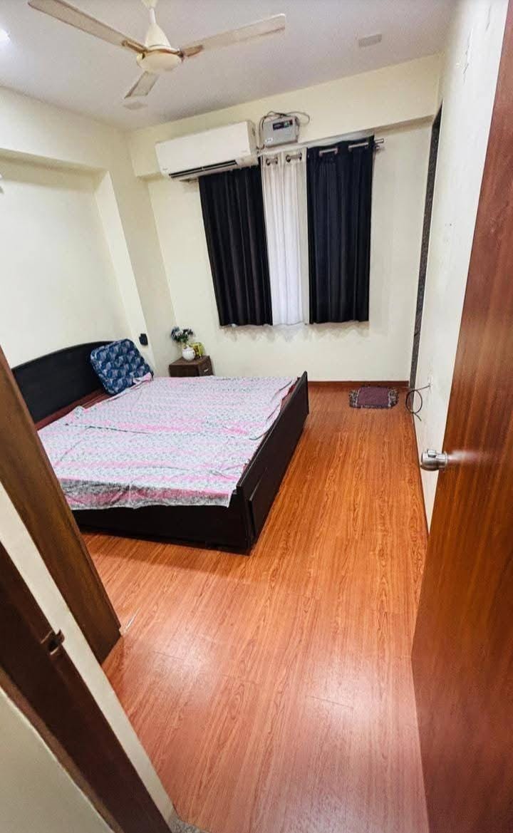 3 Beds and 3 Baths For Rent in Ahmedabad 