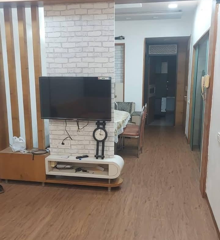 3 Beds and 3 Baths For Rent in Ahmedabad 