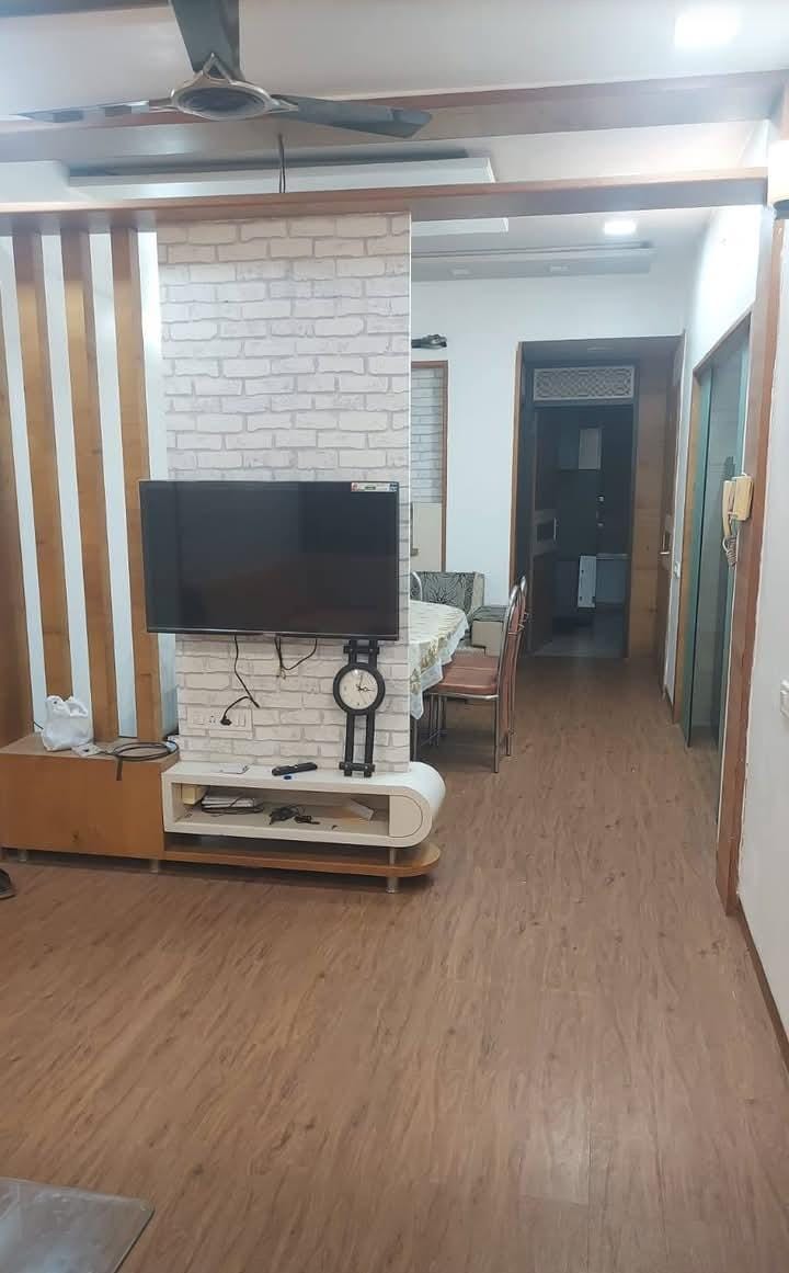 3 Beds and 3 Baths For Rent in Ahmedabad 