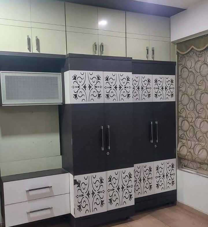 3 Beds and 3 Baths For Rent in Ahmedabad 