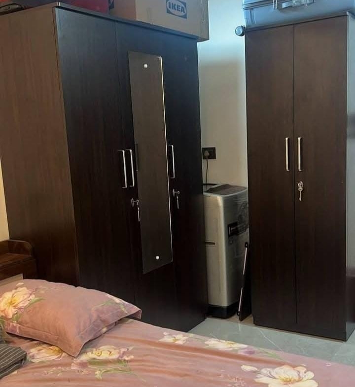 1 Room and kitchen For Rent in Mumbai.