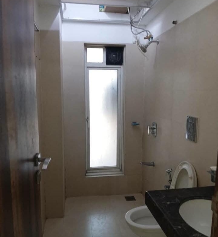 1 Bed and 1 Bath for Rent in Mumbai.
