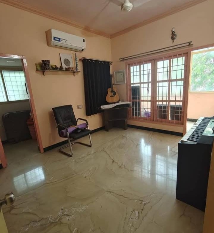 3 Beds and 3 Baths For Sale in Chennai.