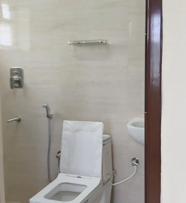 2 Beds and 2 Baths For Rent in Chennai.