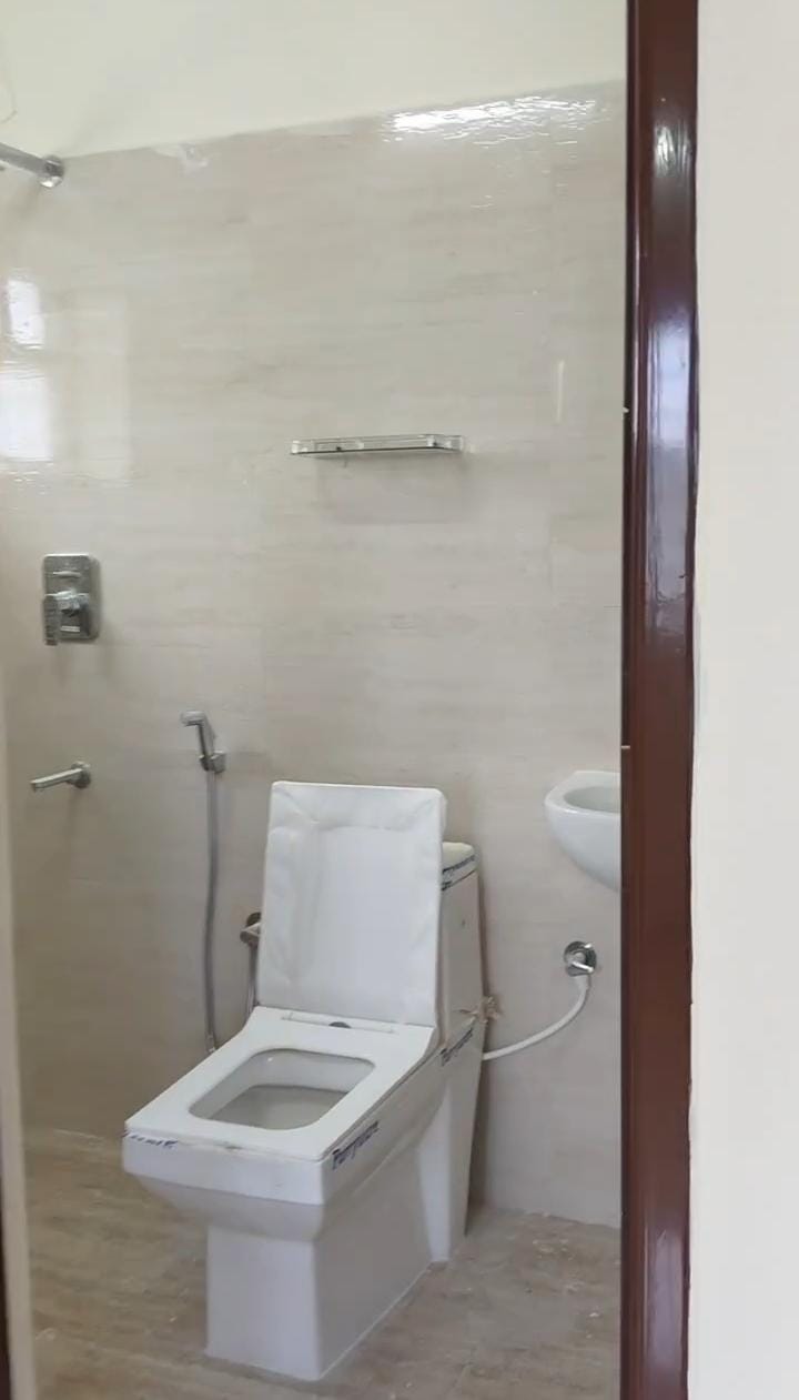 2 Beds and 2 Baths For Rent in Chennai.