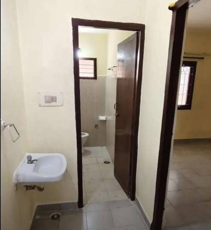 2 Beds and 2 Baths For Rent in Chennai.