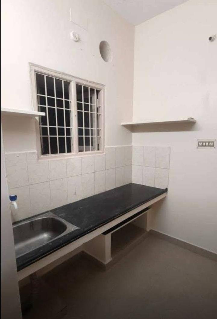 1 Bed and 1 Bath For Rent in Chennai.