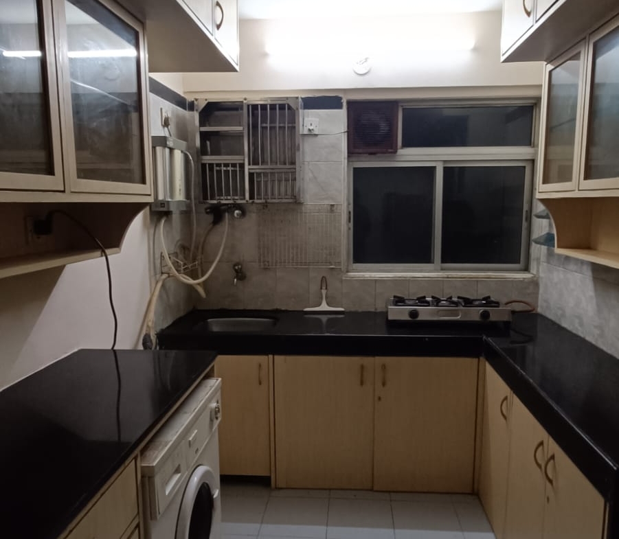 3 Beds and 3 Baths For Rent in Mumbai. 