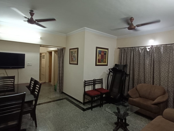 3 Beds and 3 Baths For Rent in Mumbai. 