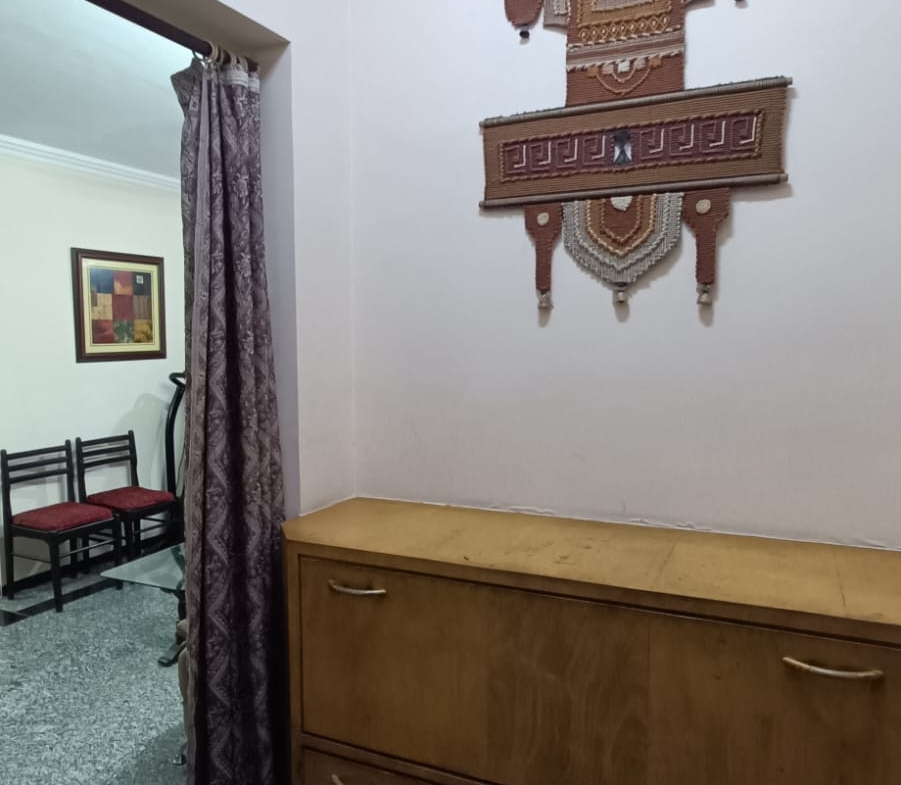 3 Beds and 3 Baths For Rent in Mumbai. 