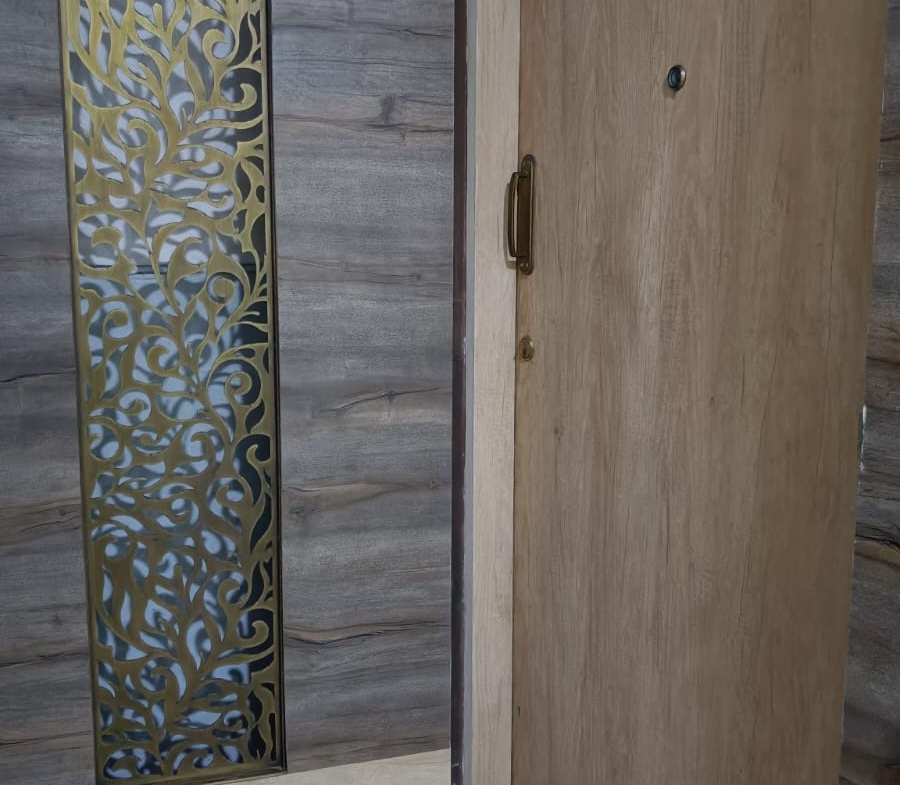 3 Beds and 3 Baths For Rent in Mumbai. 