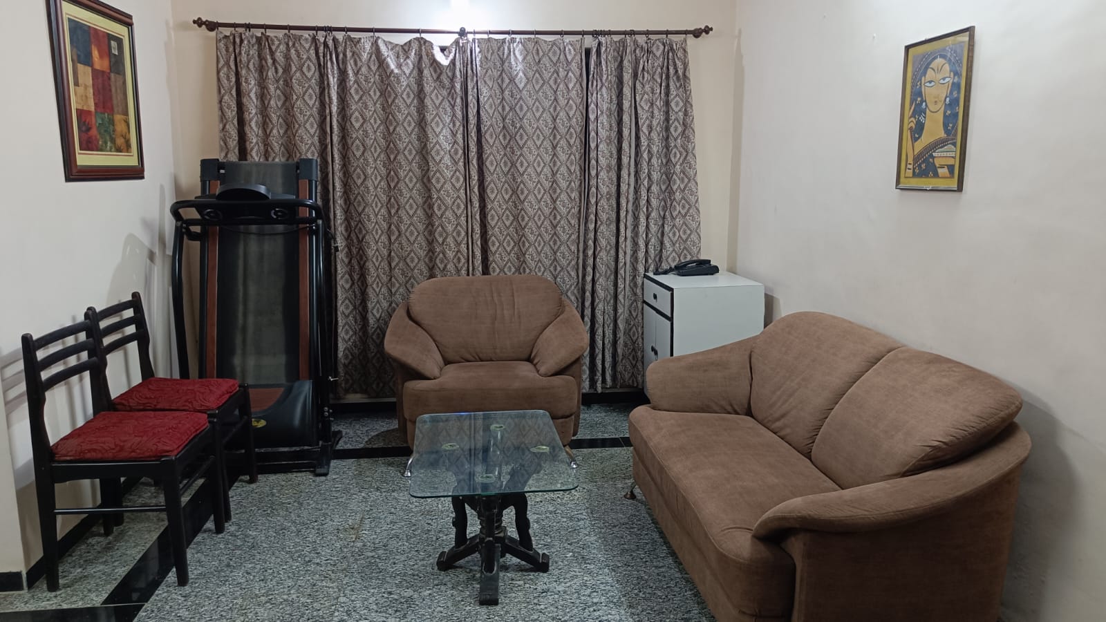 3 Beds and 3 Baths For Rent in Mumbai. 