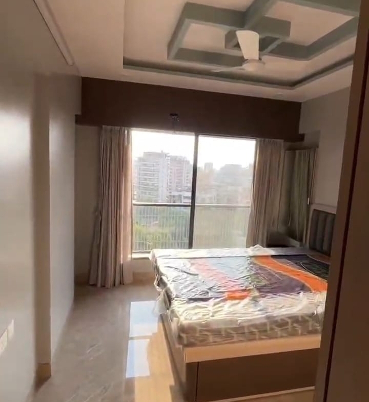 3 Beds and 3 Baths For Rent in Mumbai.