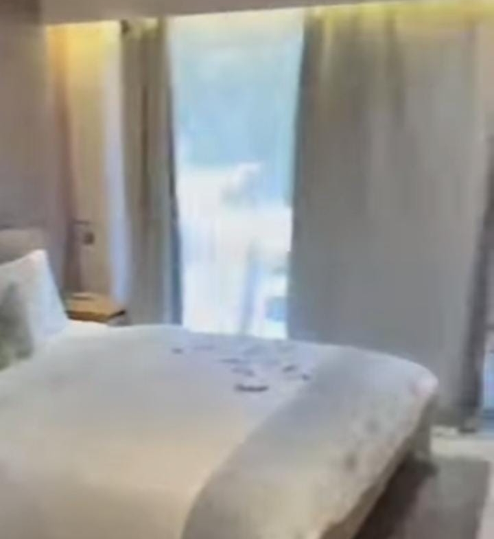 3 Beds and 3 Baths For Rent in Mumbai.
