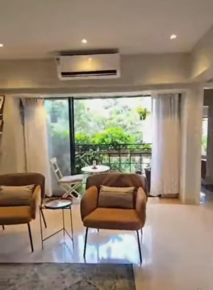 3 Beds and 3 Baths For Rent in Mumbai.